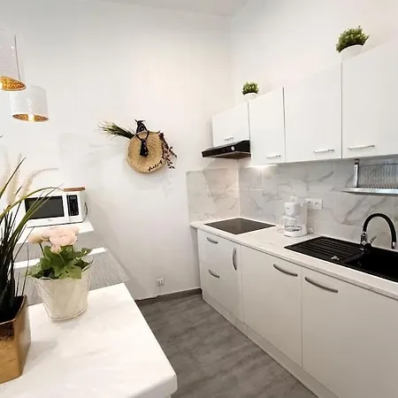 Appartement Gare Saint Charles Marseille Exterior photo